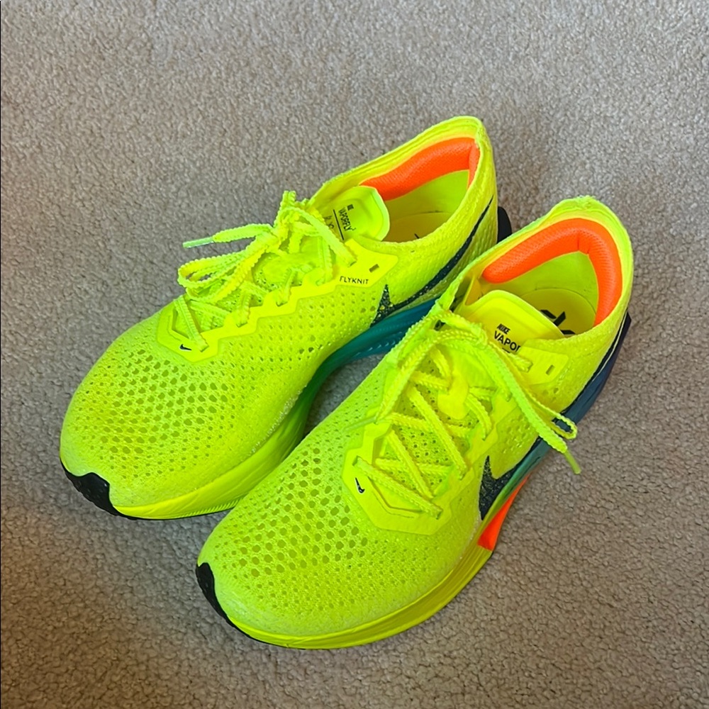 NEW Nike Vaporfly 3 W8